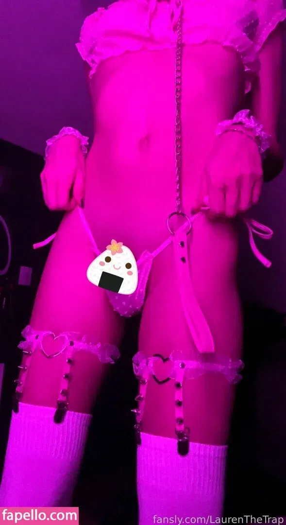 LaurenTheTrap Onlyfans Photo Gallery 