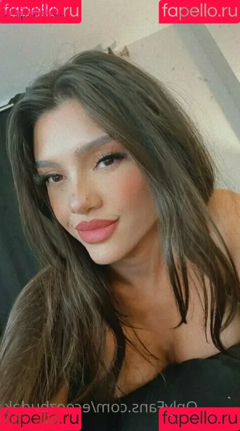Ece Ozbudak Onlyfans Photo Gallery 