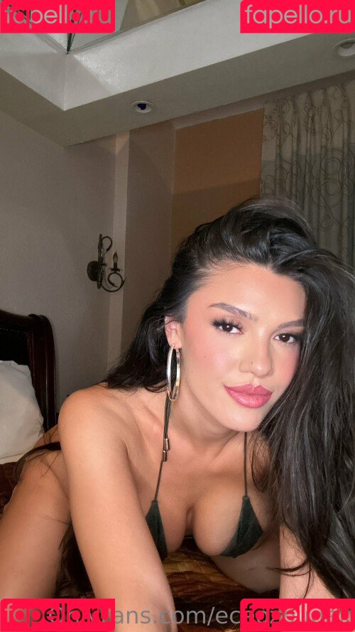 Ece Ozbudak Onlyfans Photo Gallery 