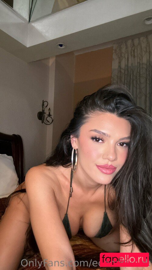 Ece Ozbudak Nude Onlyfans Photo 6