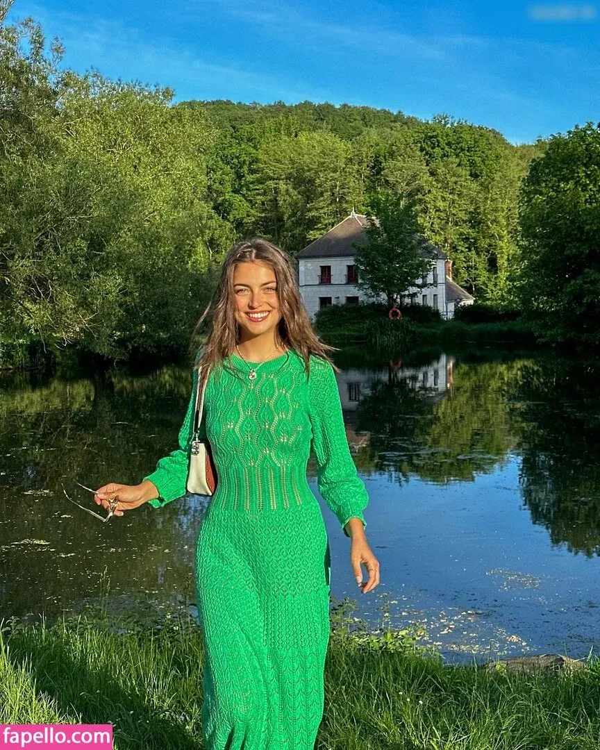 Charlotte Lemay Onlyfans Photo Gallery 