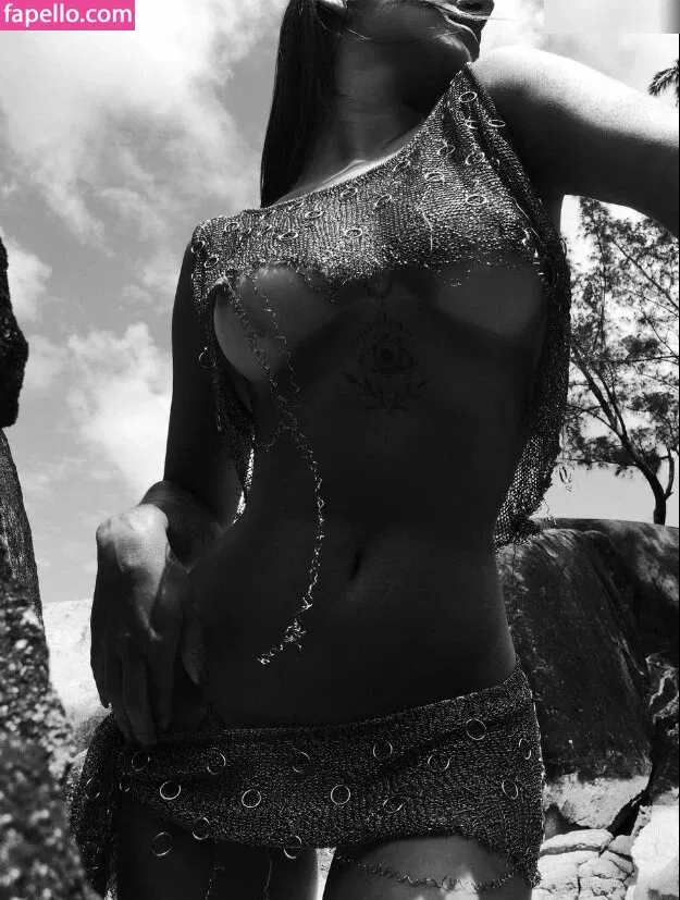 gabriela1.8 Onlyfans Photo Gallery 