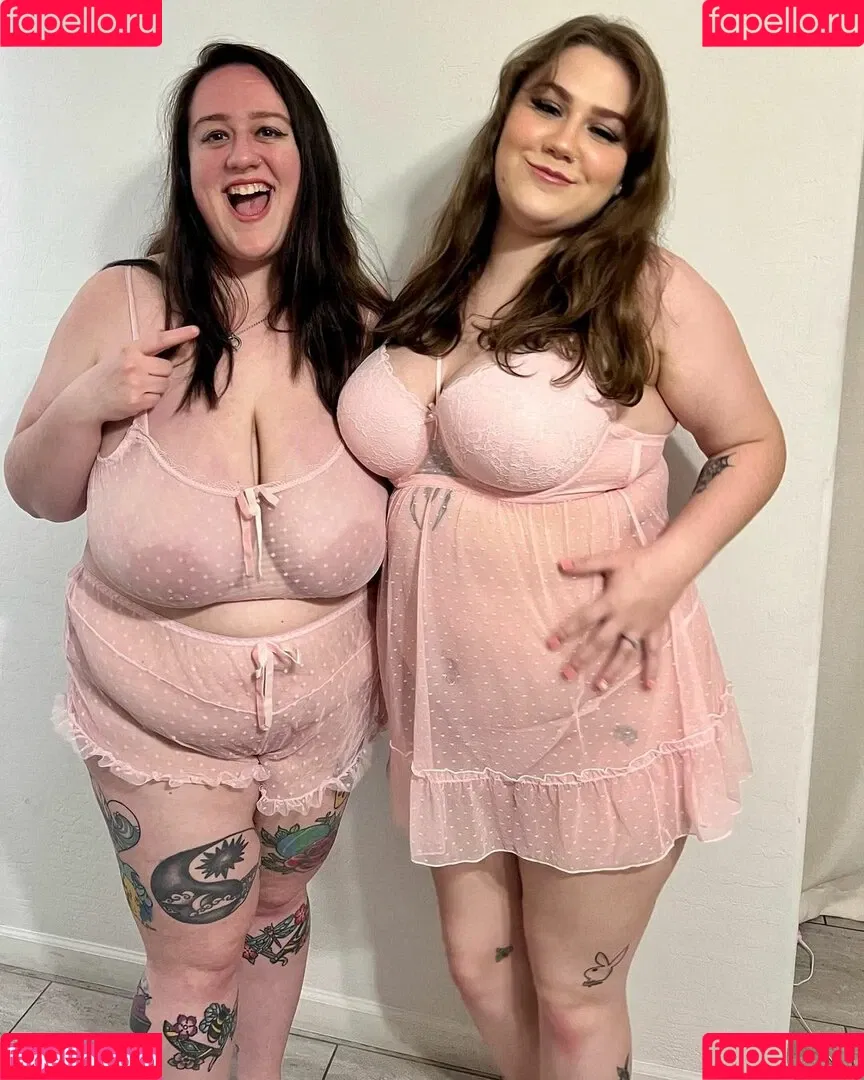NyxieAssists Onlyfans Photo Gallery 