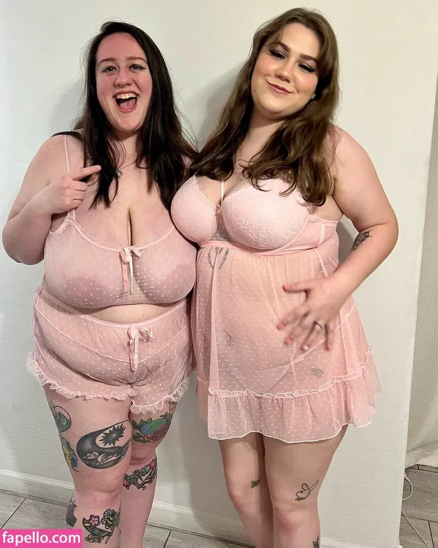 NyxieAssists Onlyfans Photo Gallery 