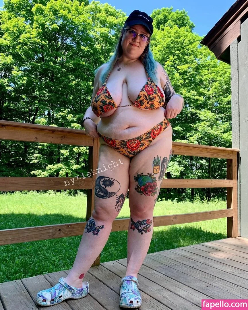 NyxieAssists Onlyfans Photo Gallery 