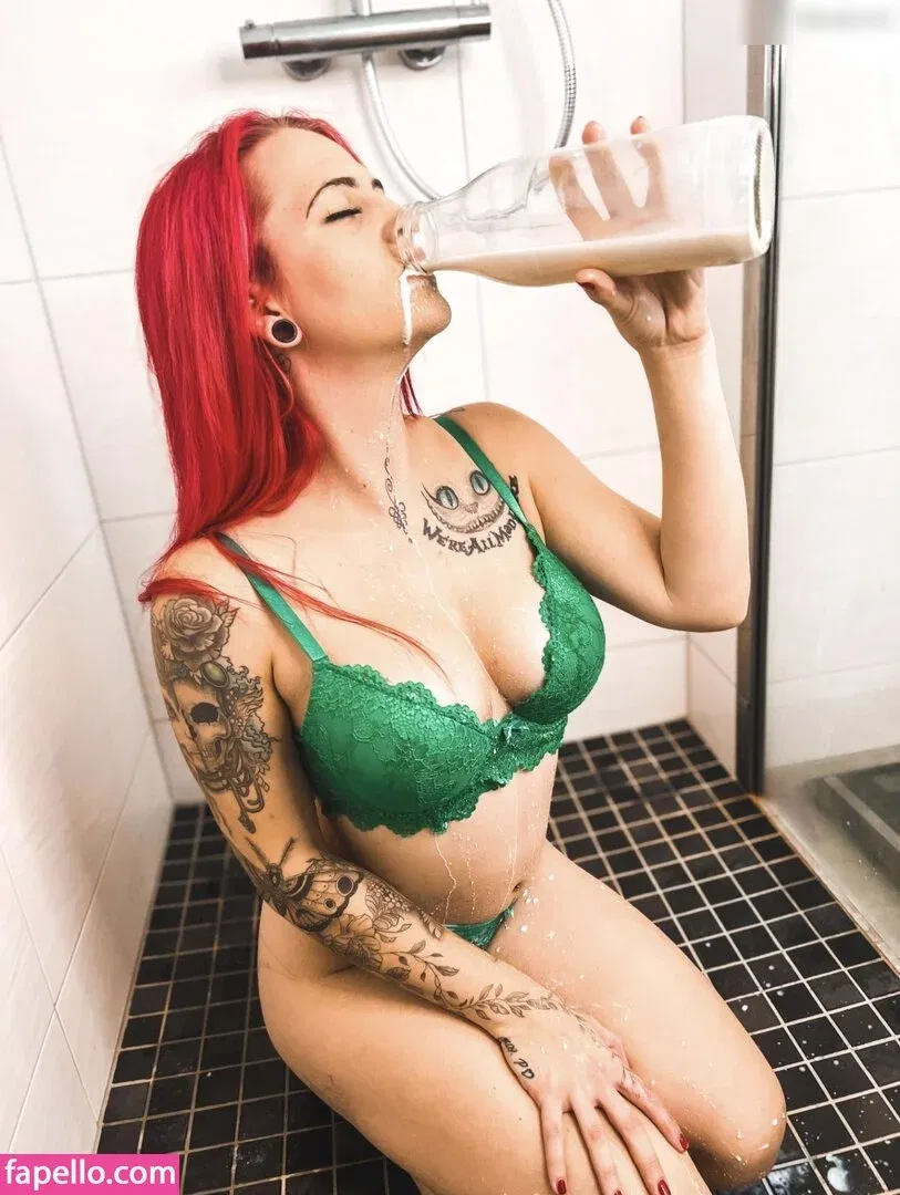 Lia Reed Onlyfans Photo Gallery 