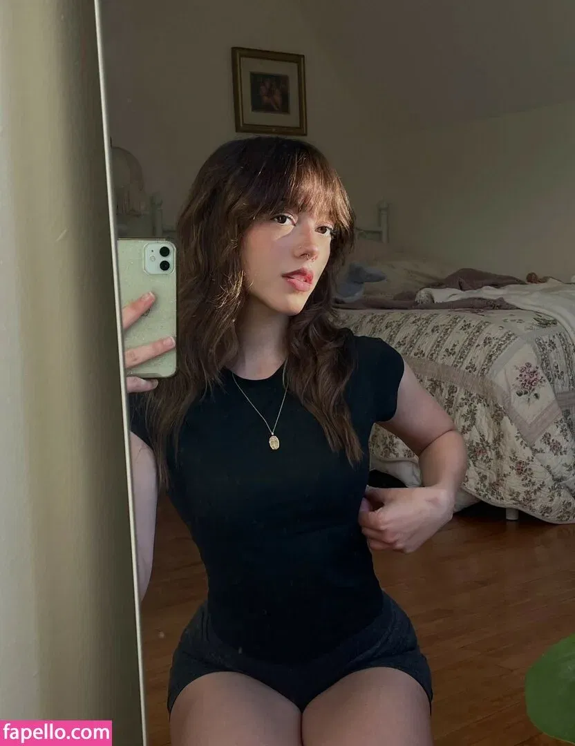 finseaa Onlyfans Photo Gallery 