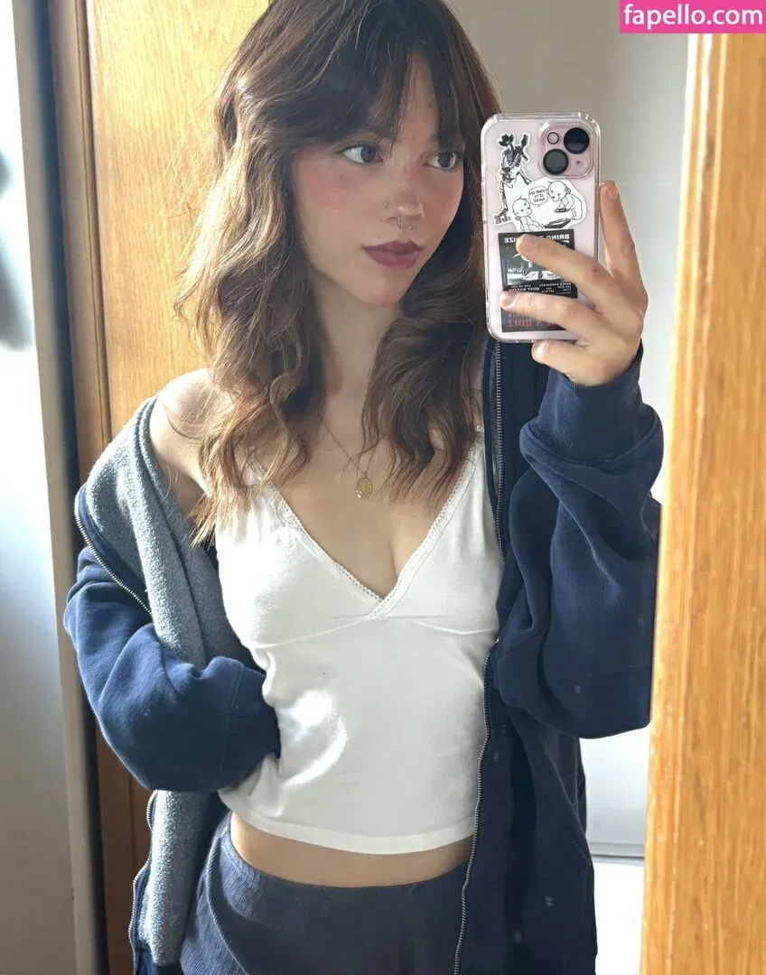 finseaa Onlyfans Photo Gallery 