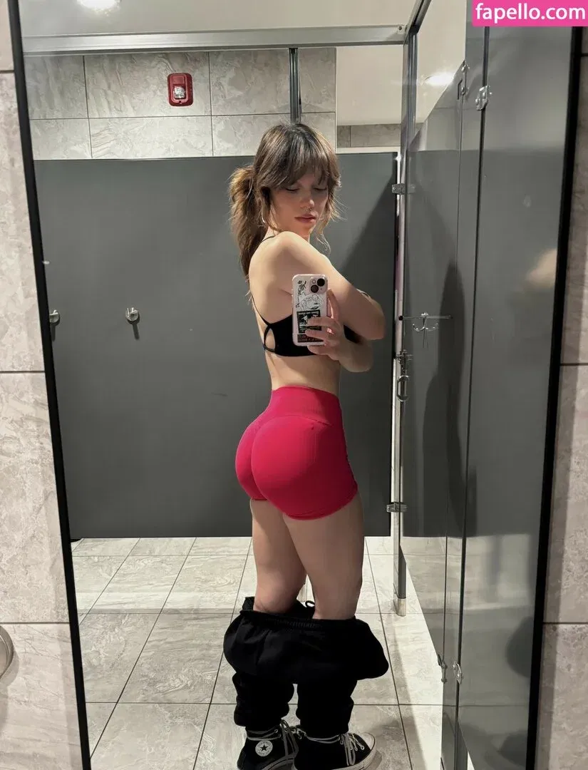 finseaa Onlyfans Photo Gallery 