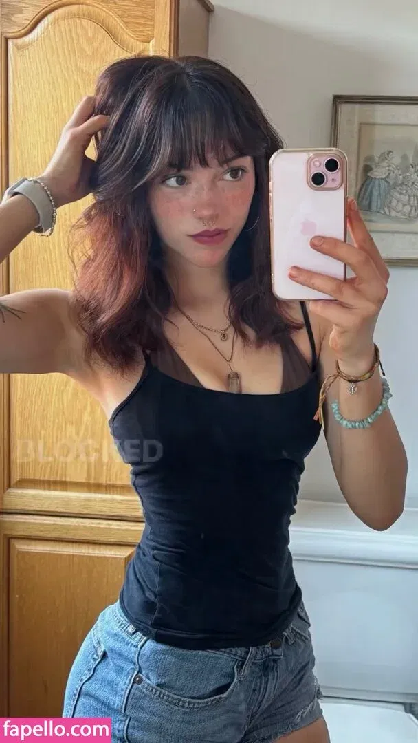 finseaa Onlyfans Photo Gallery 