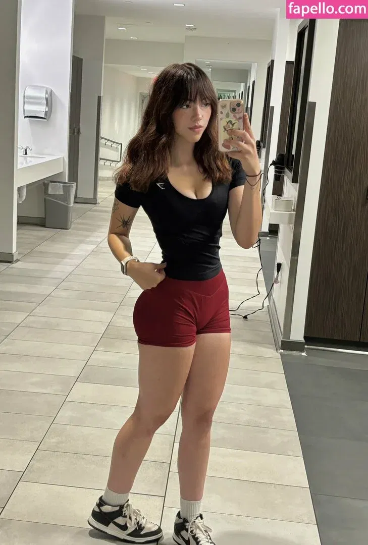 finseaa Onlyfans Photo Gallery 