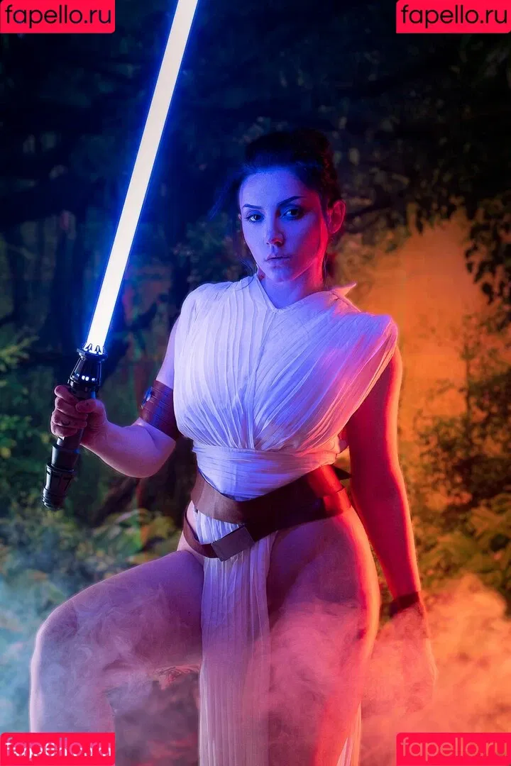 EzySummers Cosplay Onlyfans Photo Gallery 