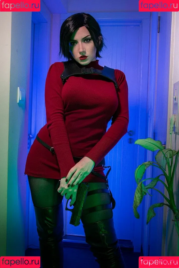 EzySummers Cosplay Onlyfans Photo Gallery 