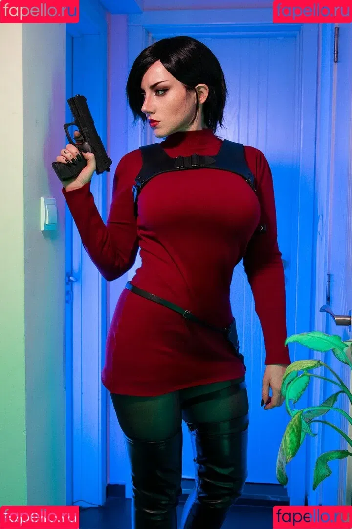 EzySummers Cosplay Onlyfans Photo Gallery 