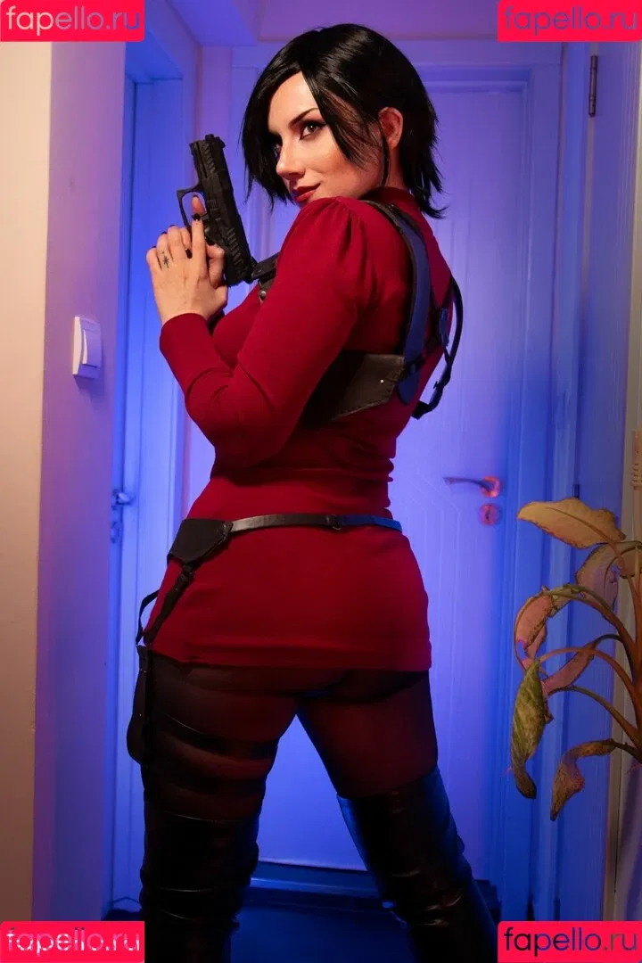 EzySummers Cosplay Onlyfans Photo Gallery 