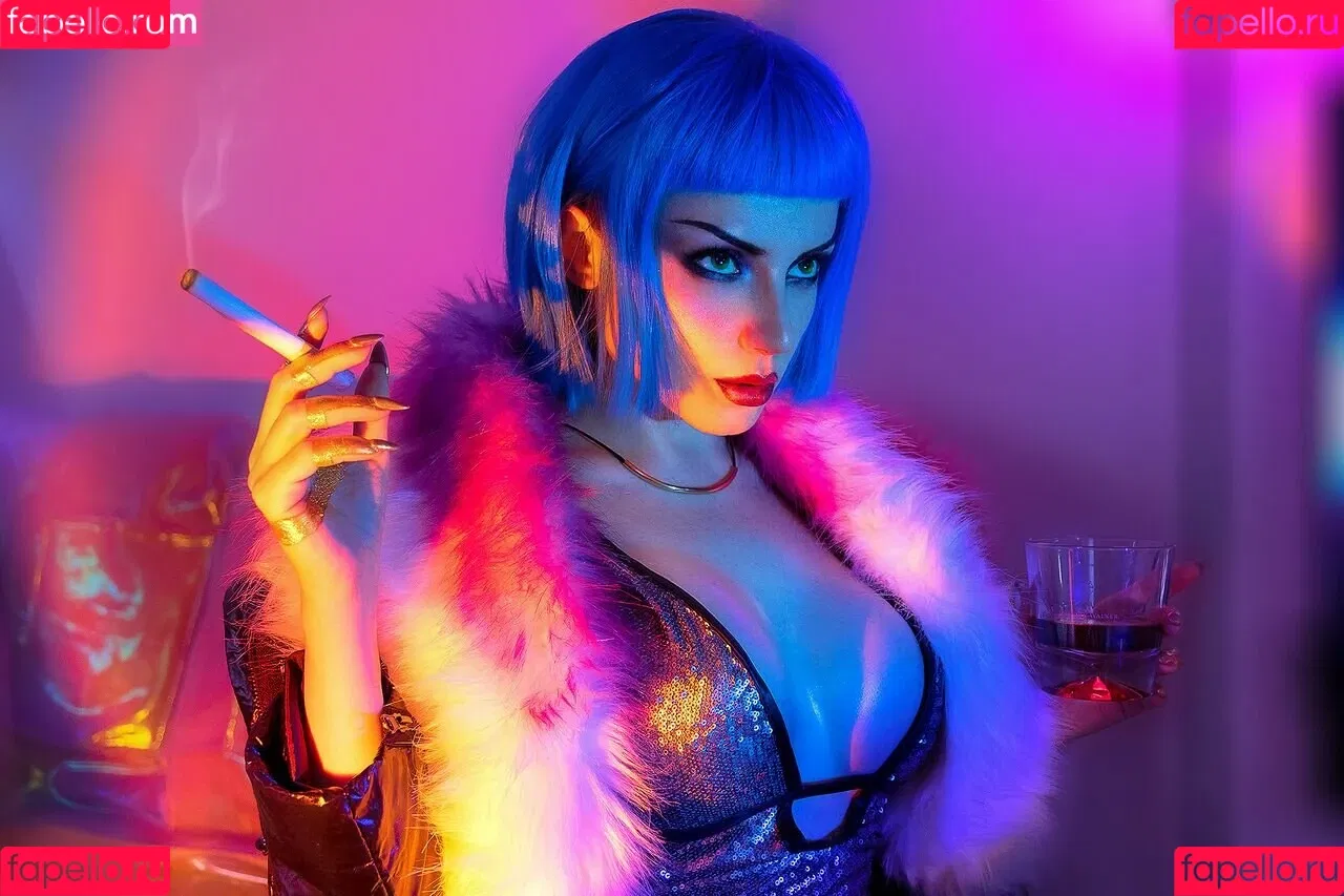 EzySummers Cosplay Onlyfans Photo Gallery 