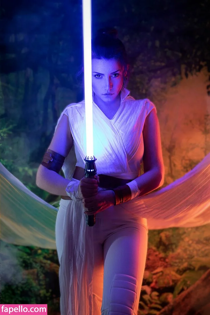 EzySummers Cosplay Onlyfans Photo Gallery 