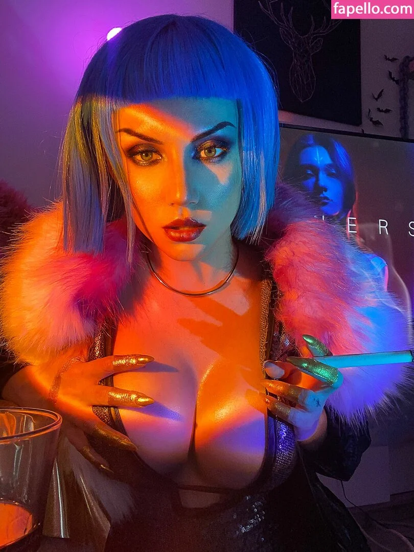 EzySummers Cosplay Onlyfans Photo Gallery 