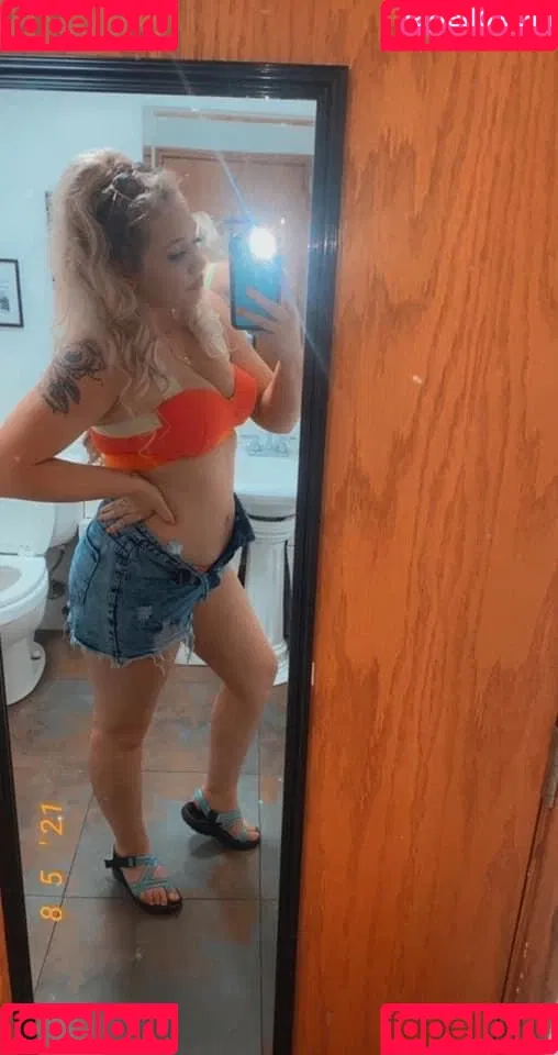 Kourtney Garrett Onlyfans Photo Gallery 
