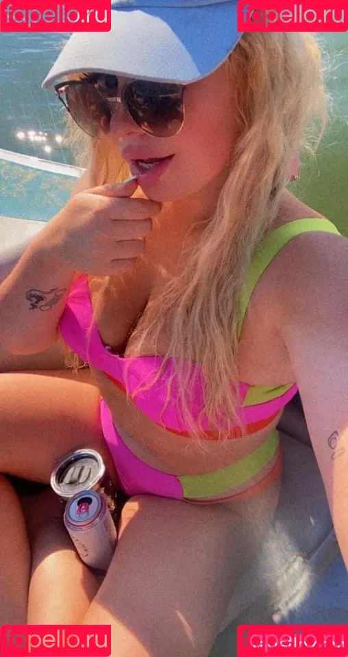 Kourtney Garrett Onlyfans Photo Gallery 