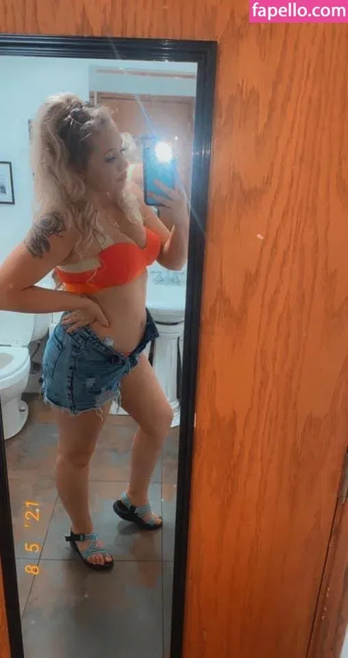 Kourtney Garrett Onlyfans Photo Gallery 