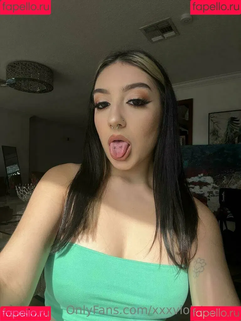 Violet Gems Onlyfans Photo Gallery 