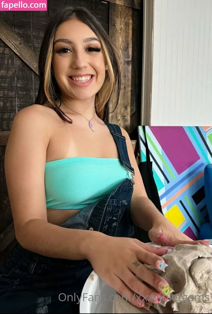 Violet Gems Onlyfans Photo Gallery 