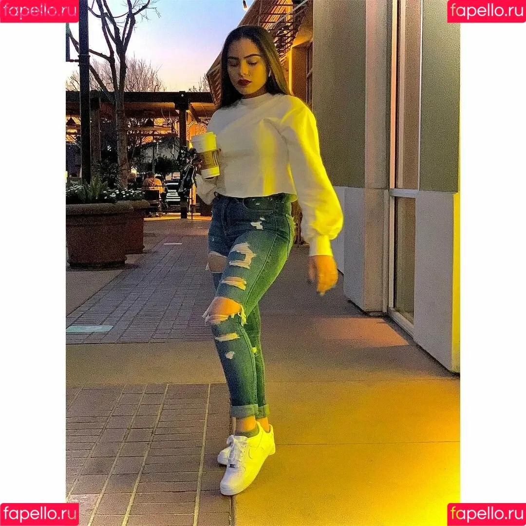 Sukh Bains Onlyfans Photo Gallery 