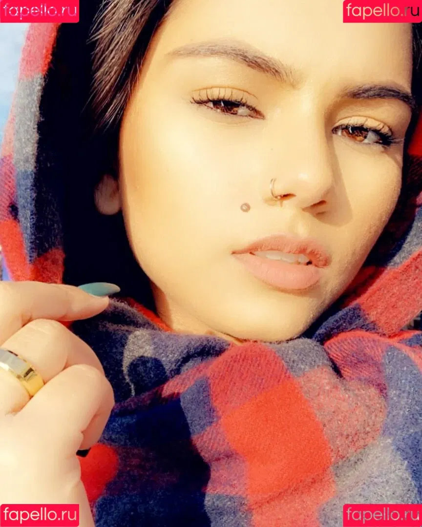 Sukh Bains Onlyfans Photo Gallery 