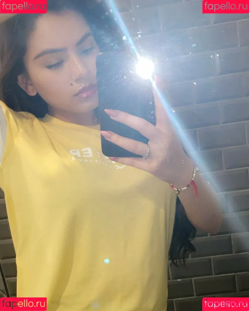 Sukh Bains Onlyfans Photo Gallery 