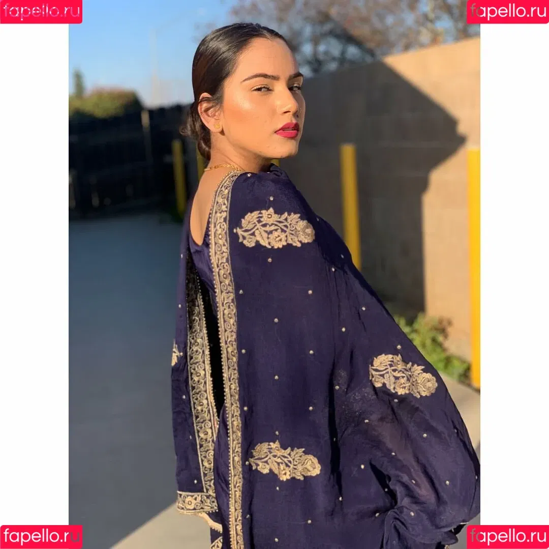Sukh Bains Onlyfans Photo Gallery 