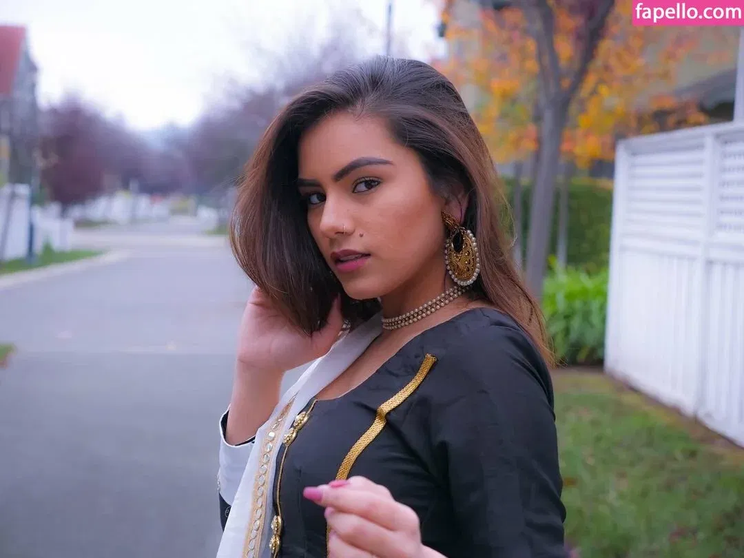 Sukh Bains Onlyfans Photo Gallery 