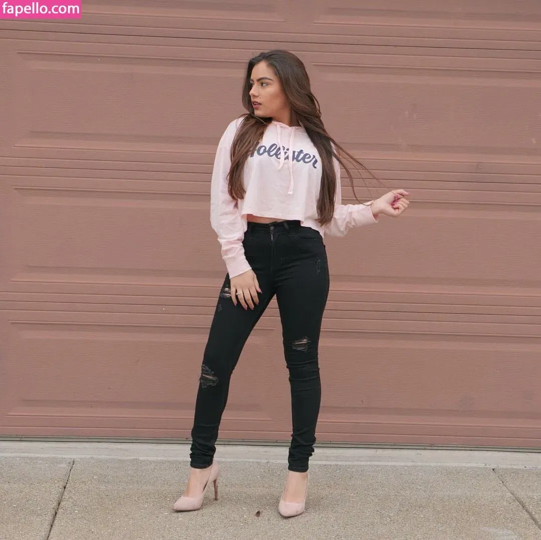 Sukh Bains Onlyfans Photo Gallery 