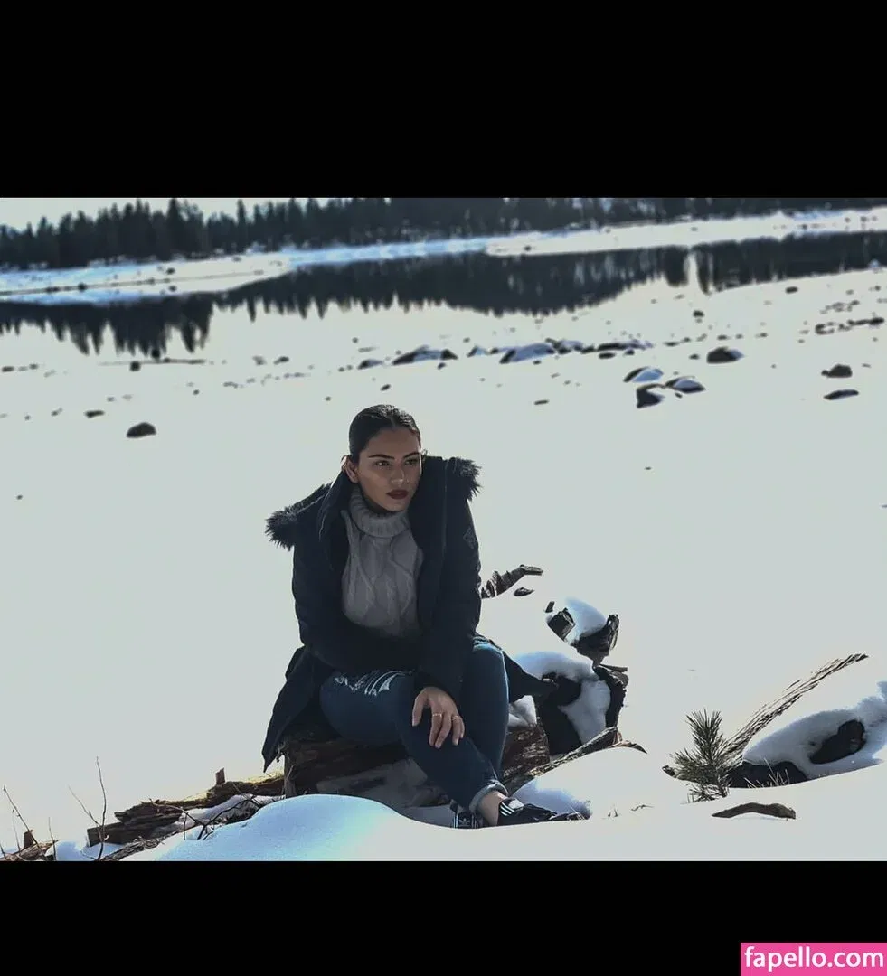 Sukh Bains Onlyfans Photo Gallery 