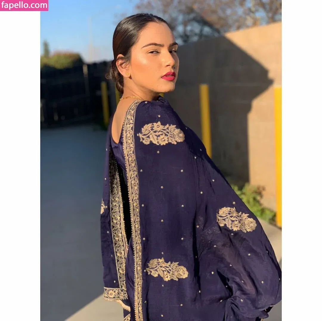 Sukh Bains Onlyfans Photo Gallery 