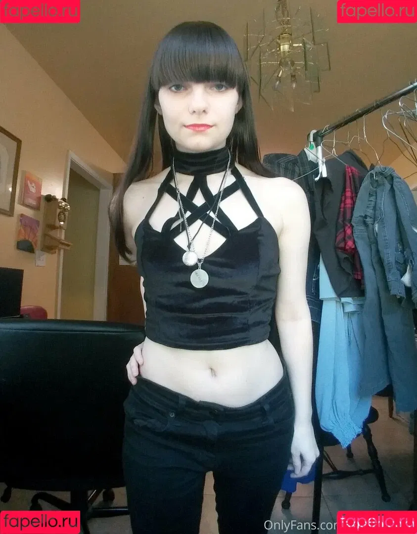 morbidmist Onlyfans Photo Gallery 