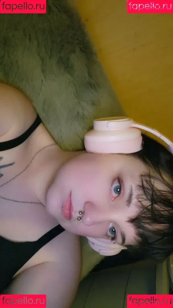 reirayfree Onlyfans Photo Gallery 