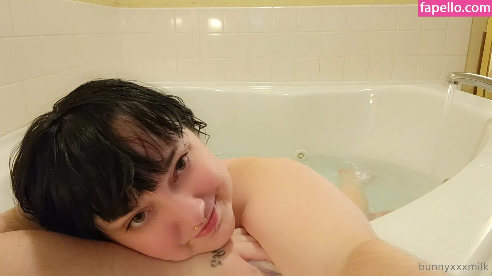 reirayfree Onlyfans Photo Gallery 