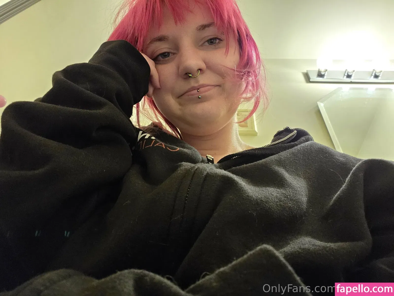 reirayfree Onlyfans Photo Gallery 