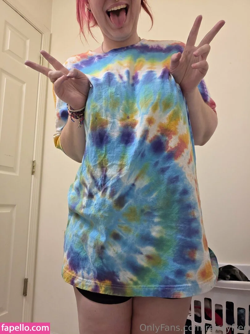 reirayfree Onlyfans Photo Gallery 