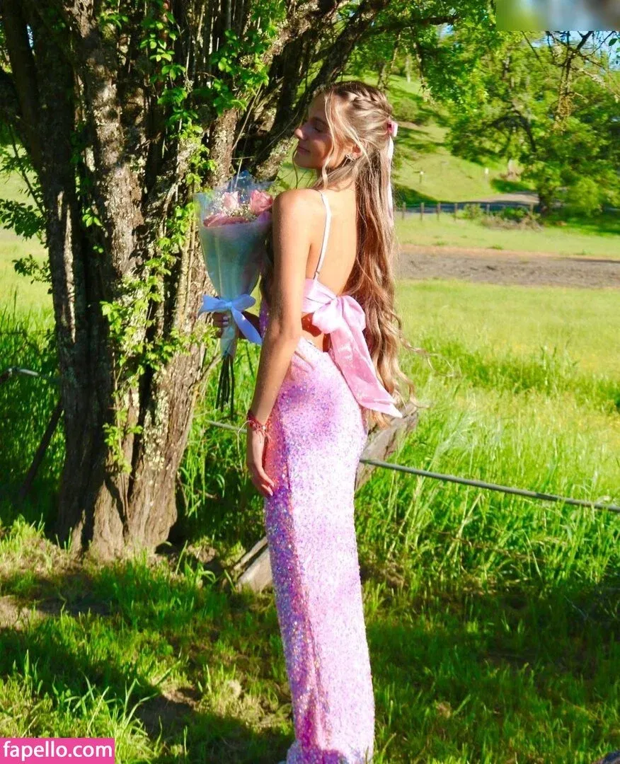 Analeese Bonfiglio Onlyfans Photo Gallery 