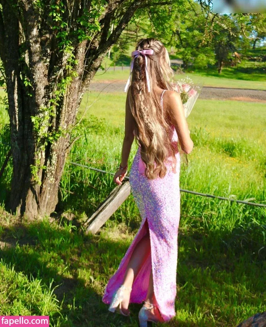 Analeese Bonfiglio Onlyfans Photo Gallery 