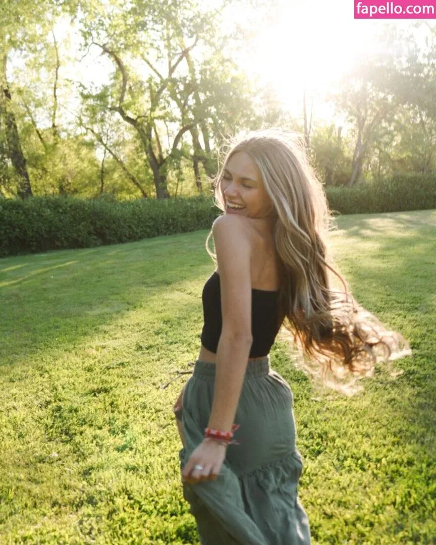 Analeese Bonfiglio Onlyfans Photo Gallery 