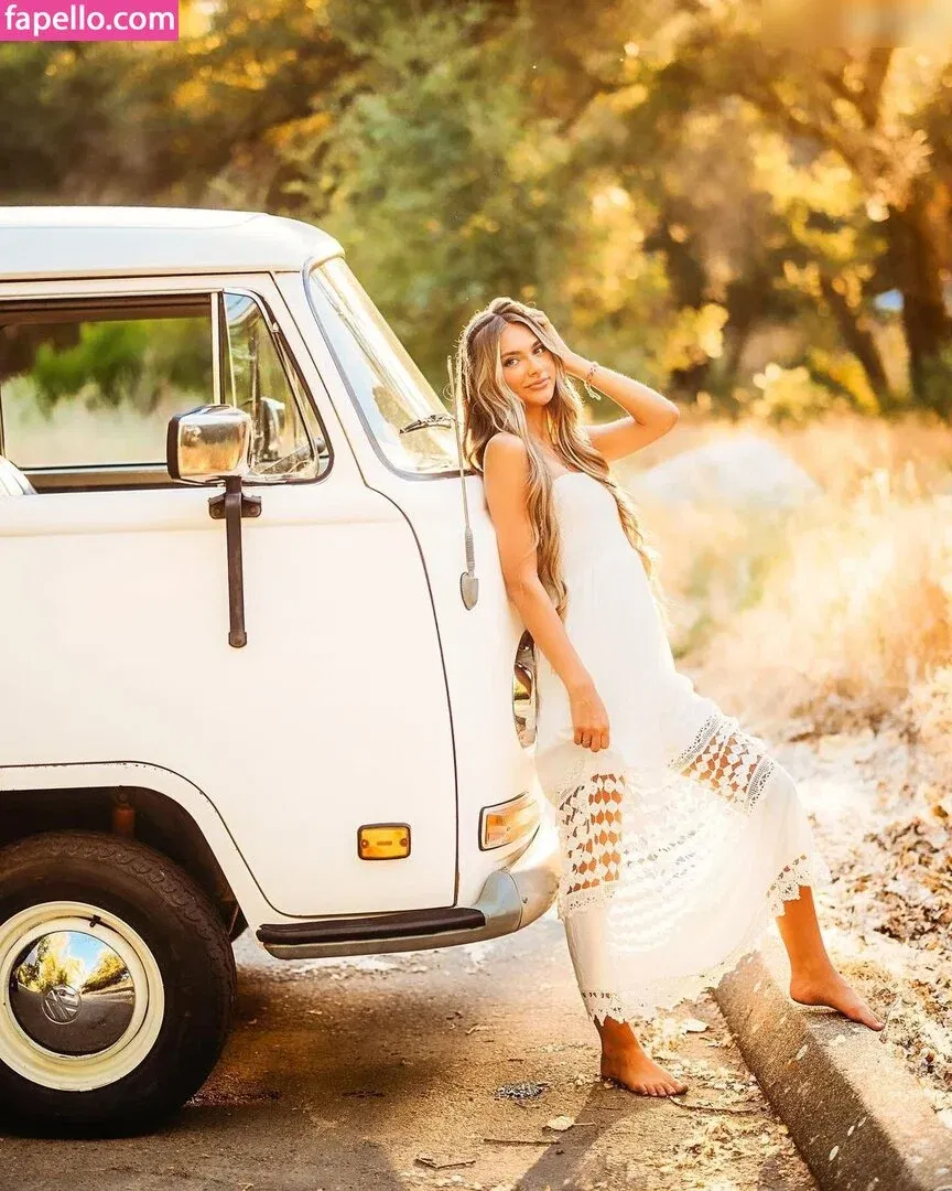 Analeese Bonfiglio Onlyfans Photo Gallery 