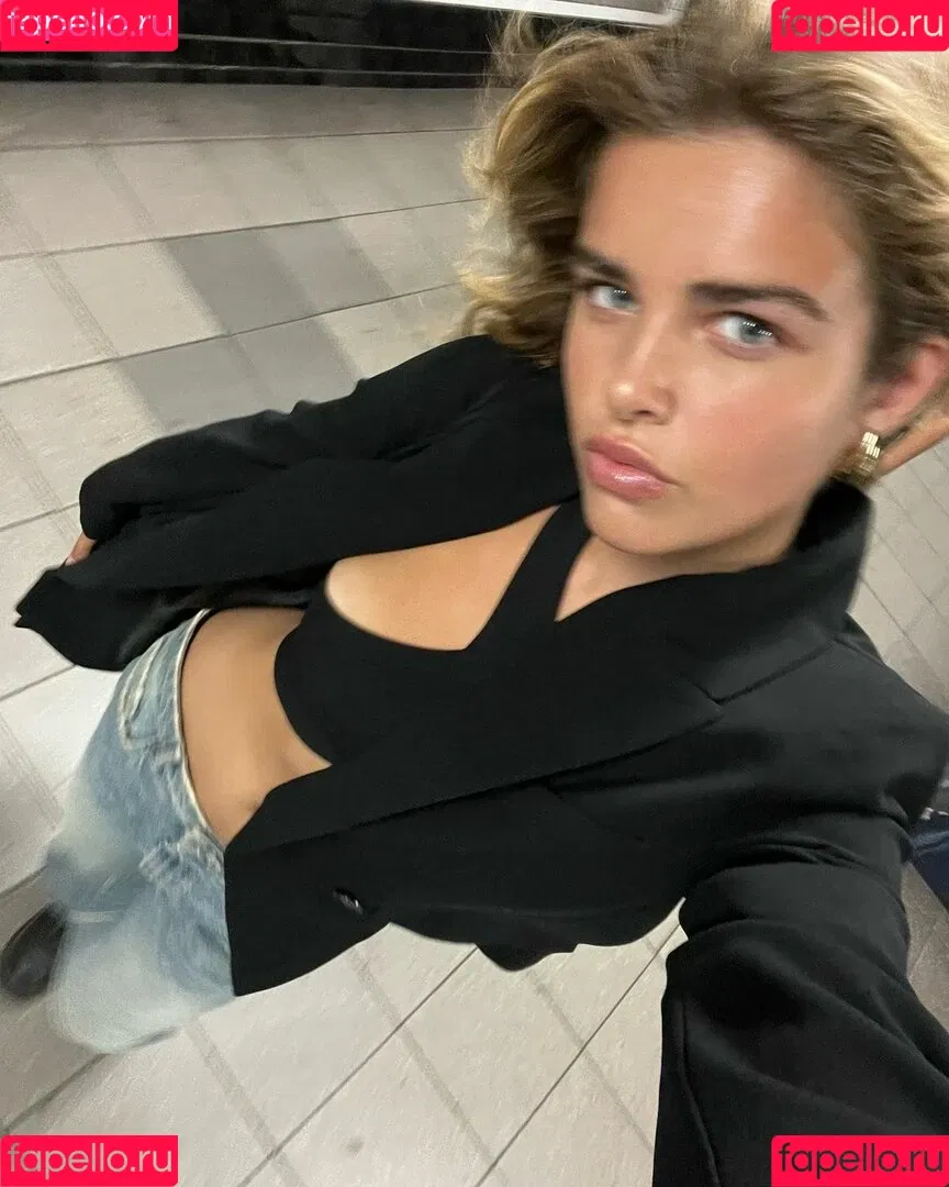 Maisie Kate Young Onlyfans Photo Gallery 