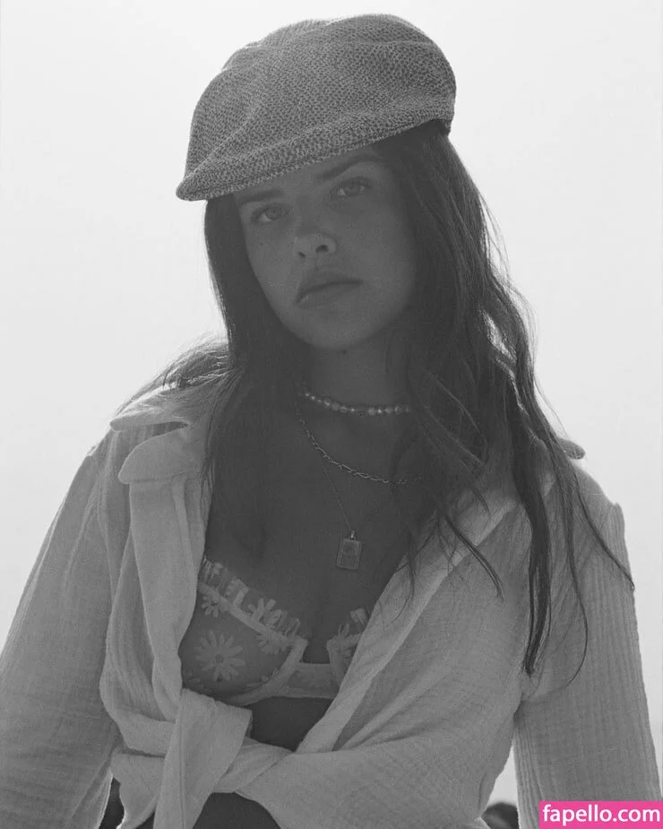 Maisie Kate Young Onlyfans Photo Gallery 