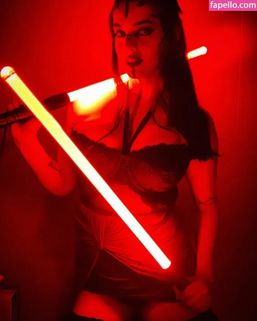 raeoticneutral Onlyfans Photo Gallery 