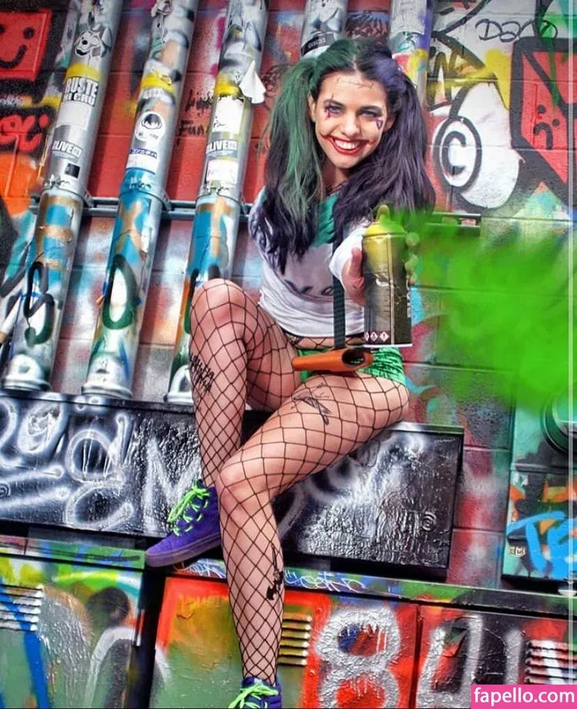 raeoticneutral Onlyfans Photo Gallery 