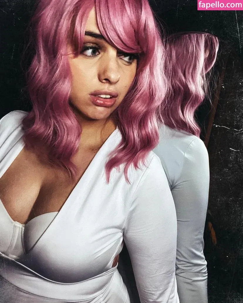 raeoticneutral Onlyfans Photo Gallery 