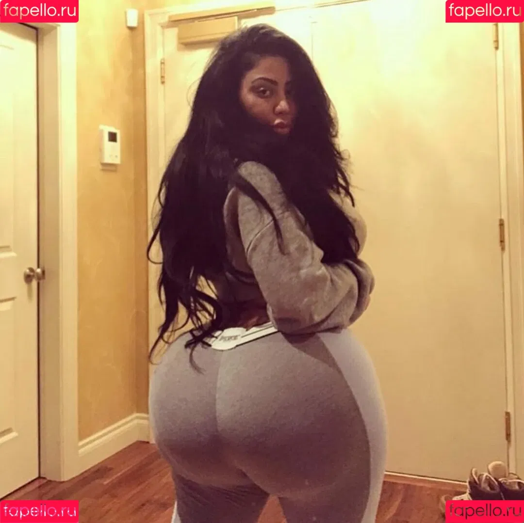 persiaanbaddie1 Onlyfans Photo Gallery 